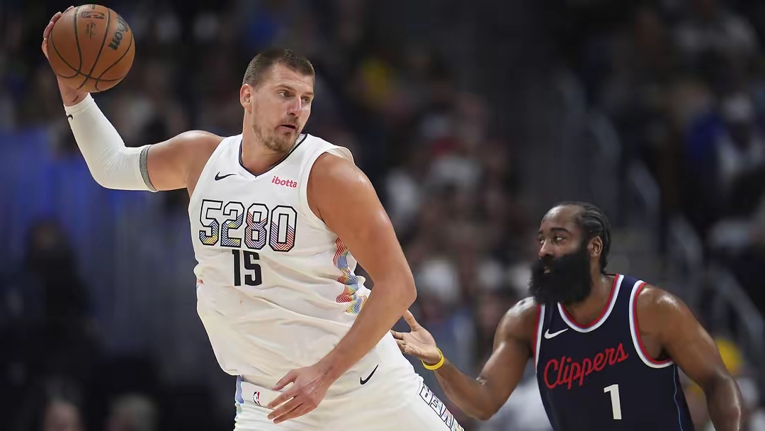 关于快船主场取胜晋级次轮的信息