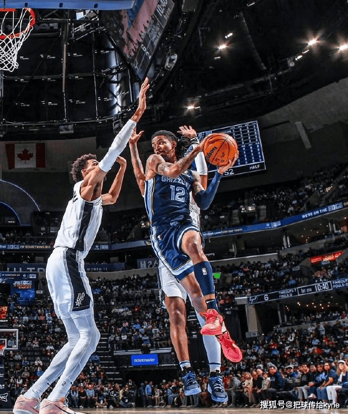 灰熊主场大胜马刺,继续延续连胜的简单介绍 灰熊主场大胜马刺,继续延续连胜的简单介绍