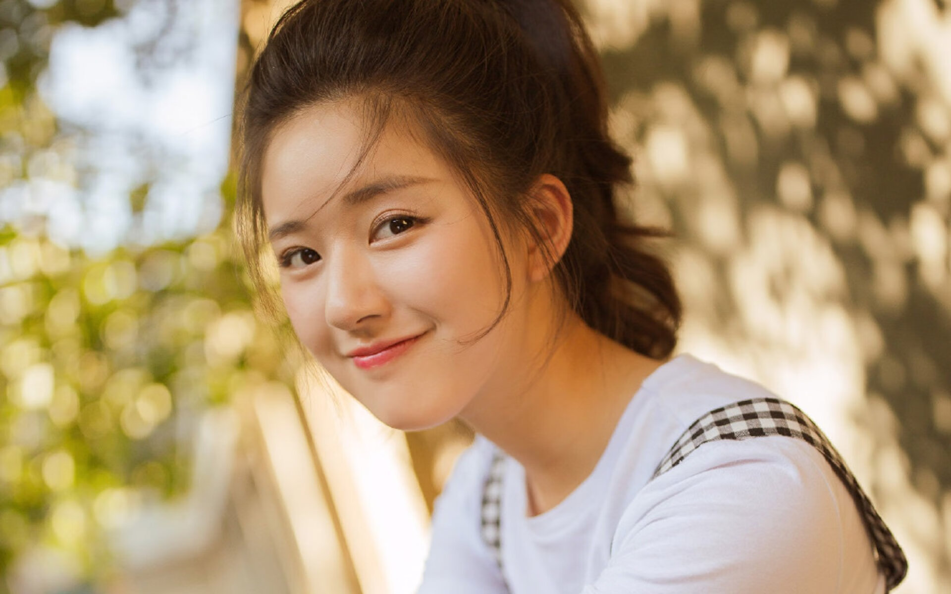 塞维利亚对阵阿尔及利亚，奥斯梅恩以一己之力扛起全队征程