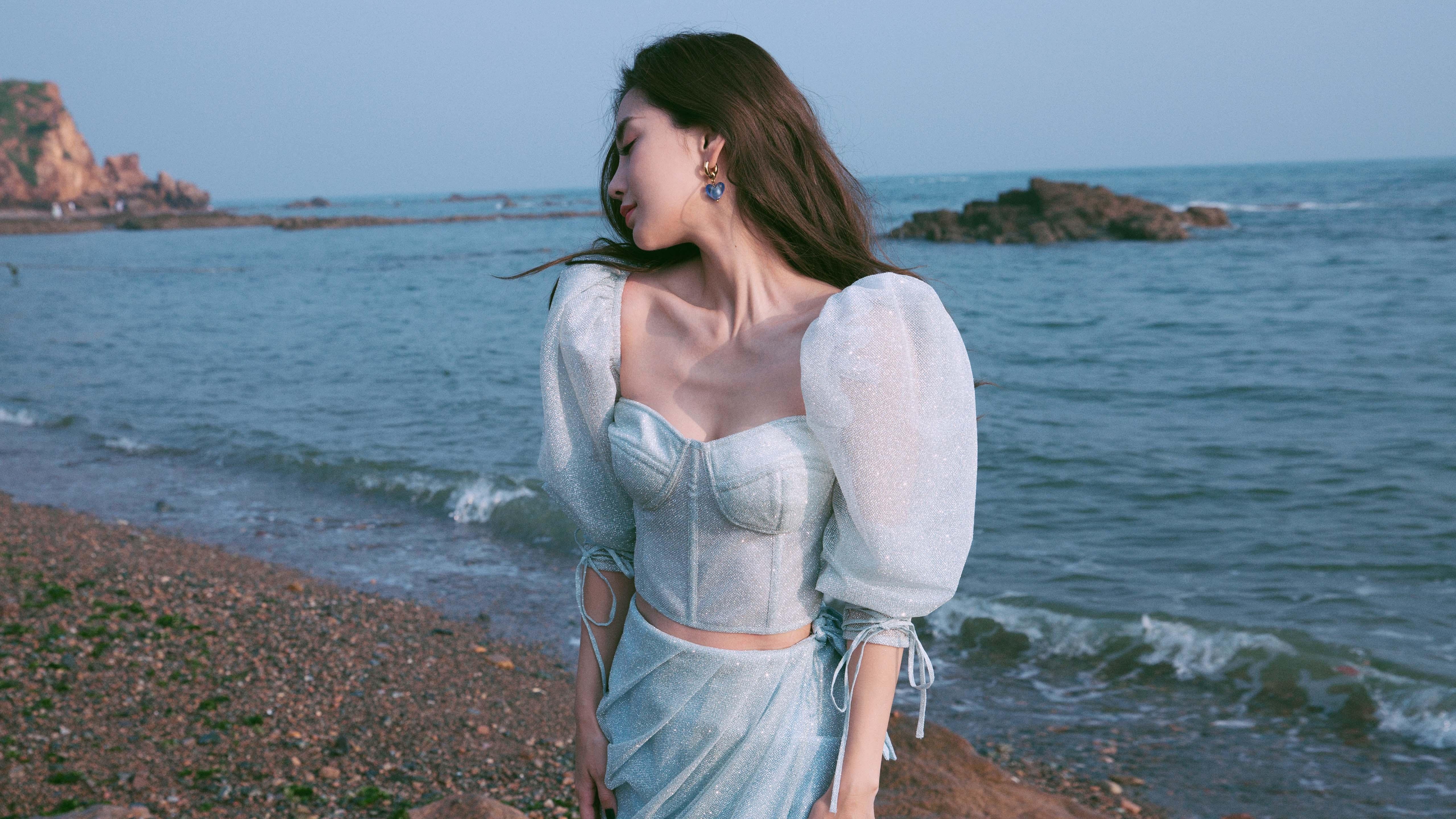 尼斯对阵乌拉圭，凯恩攻防两端的绝对统治